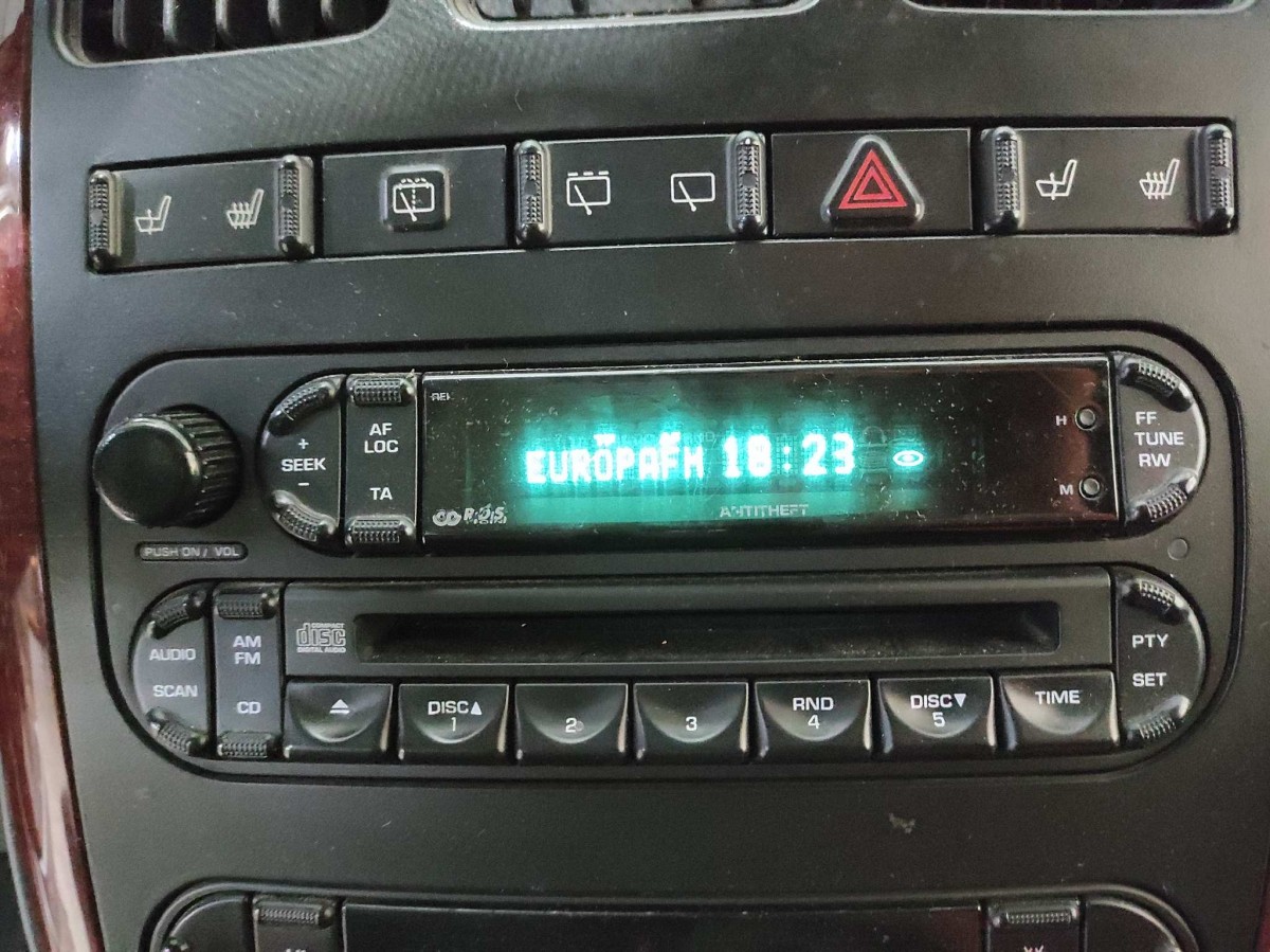 SISTEMA AUDIO / RADIO CD VOYAGER (RG) 2.8 CRD SE Grand Voyager (D) | 03.04 - 12.08